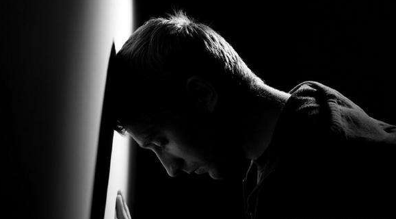 为何身体没病心有病中国留学生一心求死