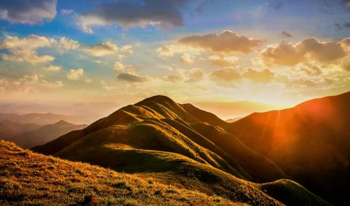 心之所往山野游之累了就来武平黄草山露营吧