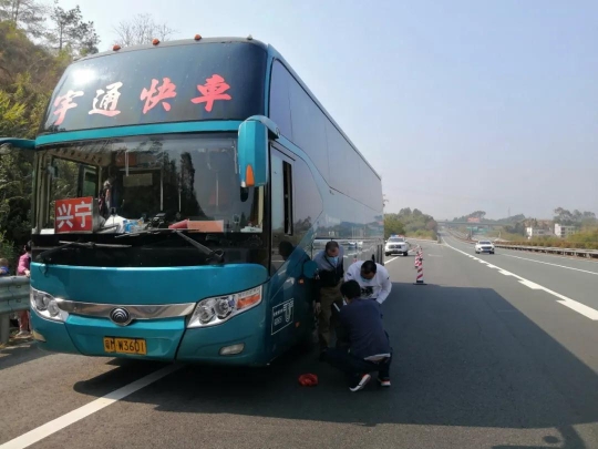 沪武高速大客车图片图片