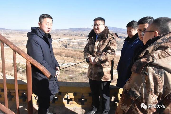 山西晋中寿阳县委副书记县长彭超深入平头镇检查森林防火工作