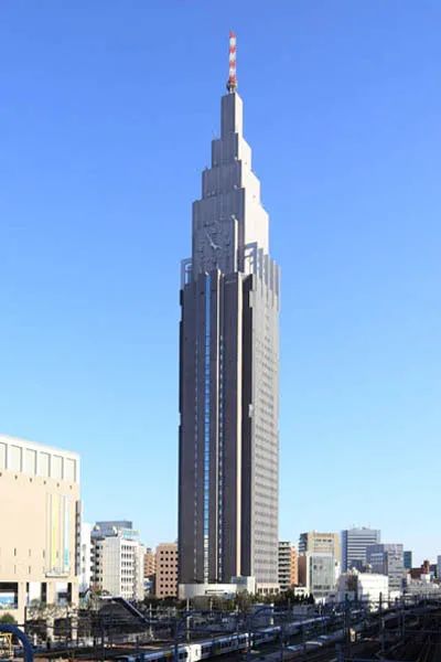 85米/地上27层/东京都涩谷区/1997年竣工ntt docomo代代木大厦高240米