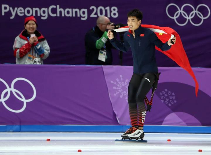 2018年平昌冬奥会上,高亭宇以34秒65的成绩获得速度滑冰男子500米比赛