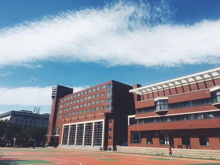 news排名第一的普林斯顿大学的offer;上海交大附属中学ib中心,上海