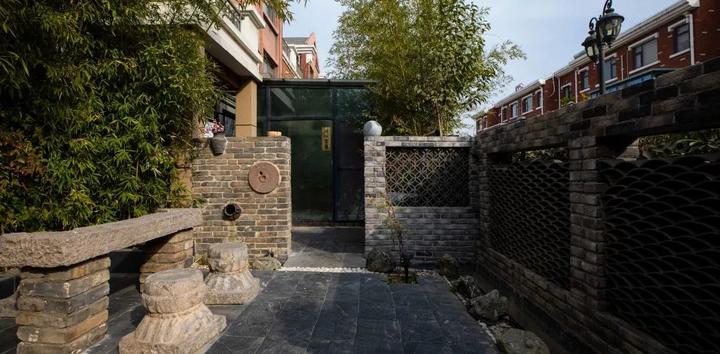 酒店位置:河南省郑州市惠济区花园口镇石桥新村半亩园温泉别墅a12-1