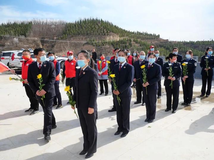 祭奠活动结束后,根据《中华人民共和国英雄烈士保护法》,子洲县人民
