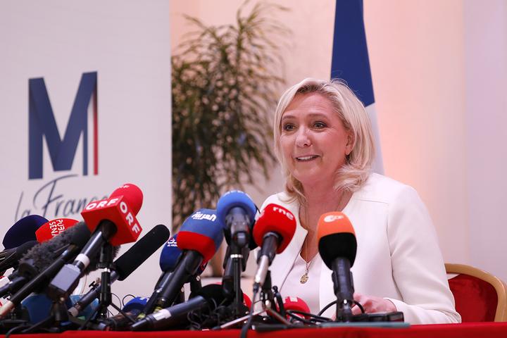 4月13日,法国极右翼总统候选人玛丽娜·勒庞(marine le pen)在一场