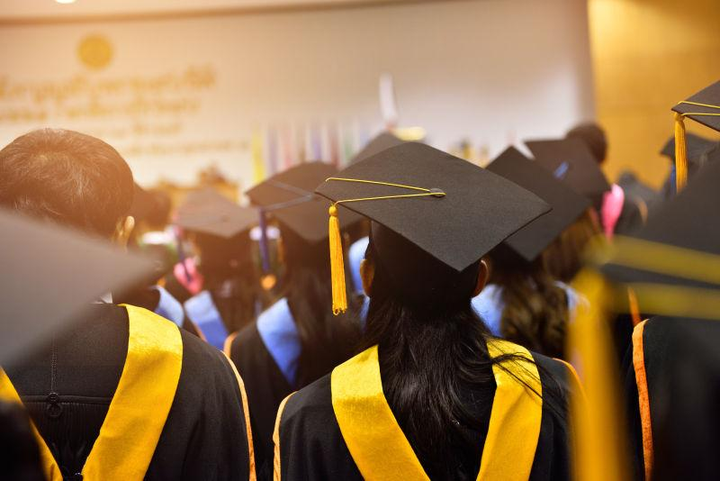 美本留学生平均毕业率仅40%!原来在美国拿本科文凭这么难?