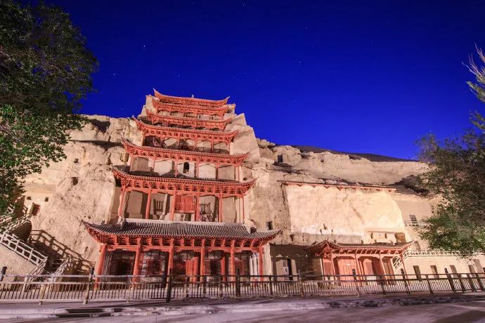 67676767_贝宁_新闻_华人头条