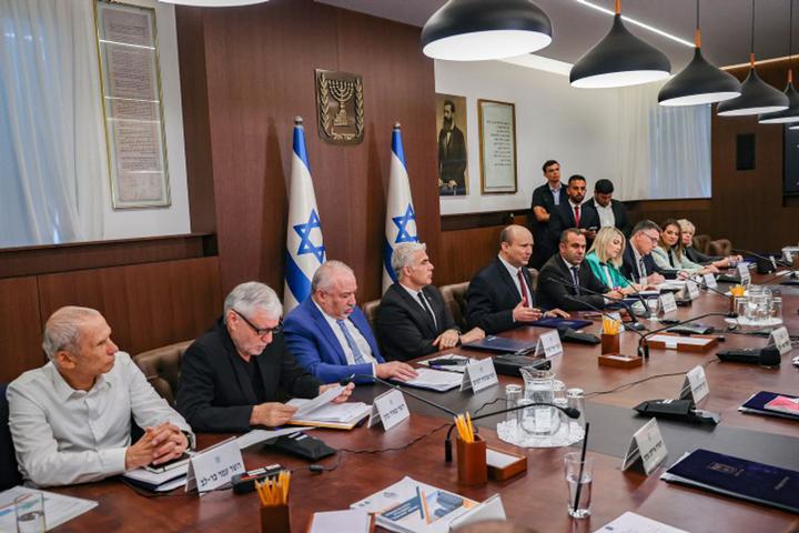 以色列内阁会议于 2022 年 6 月 19 日在以色列耶路撒冷的总理办公室