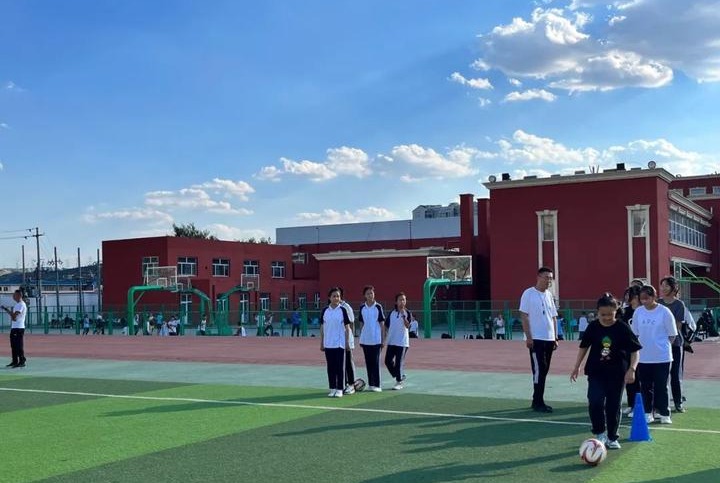 陕西:神木市第五中学"社团风采促成长"期末社团验收活动纪实_悉尼