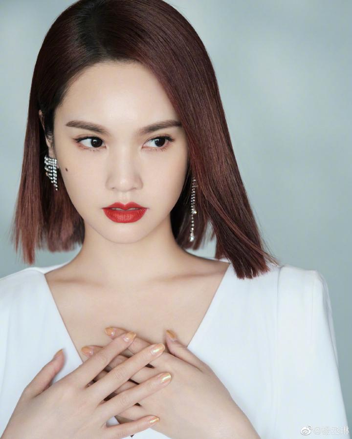 杨丞琳写真大片曝光 短发造型又美又飒_中国台湾_新闻_华人头条