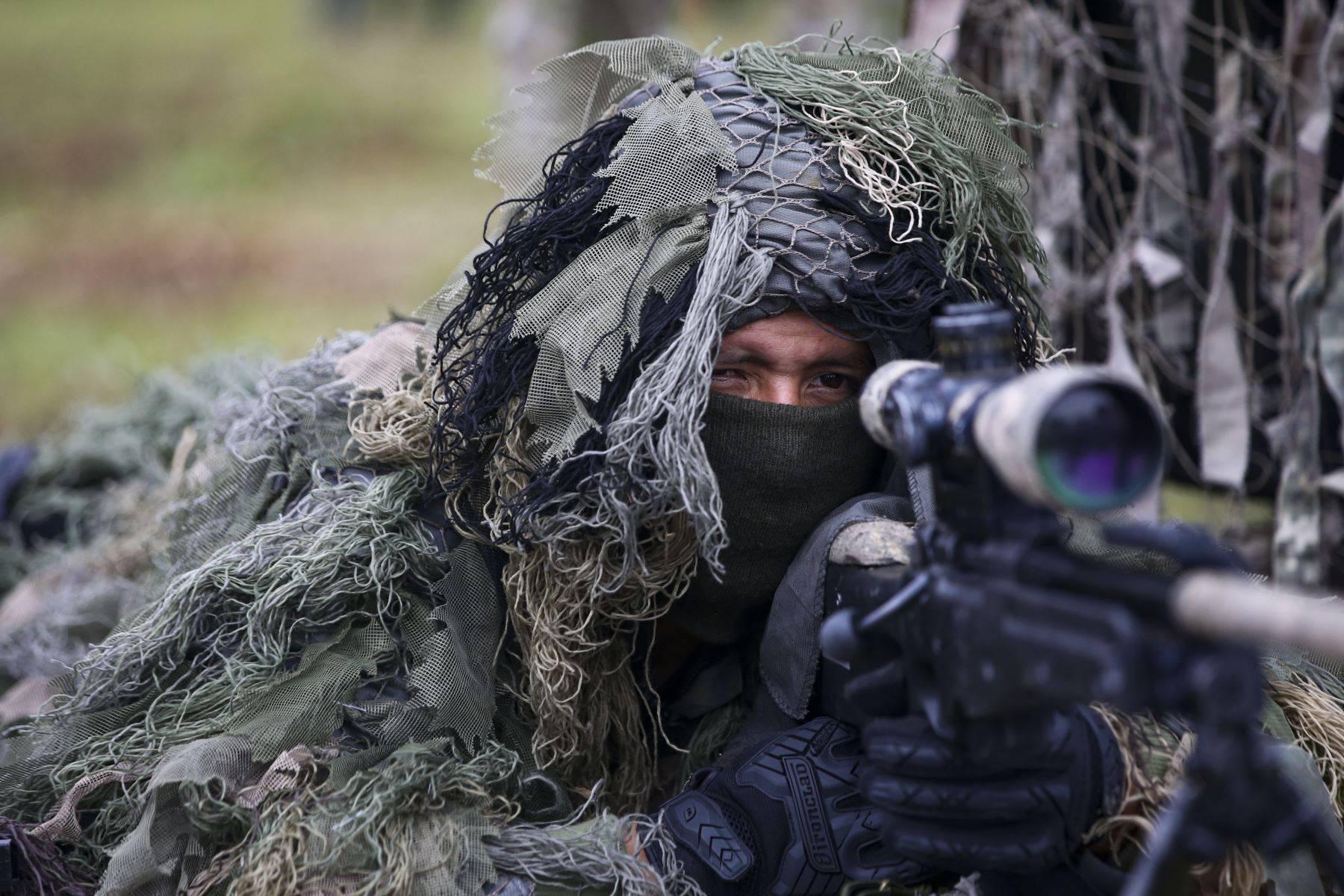 秘鲁陆军总部做好阅兵准备_委内瑞拉_新闻_华人头条