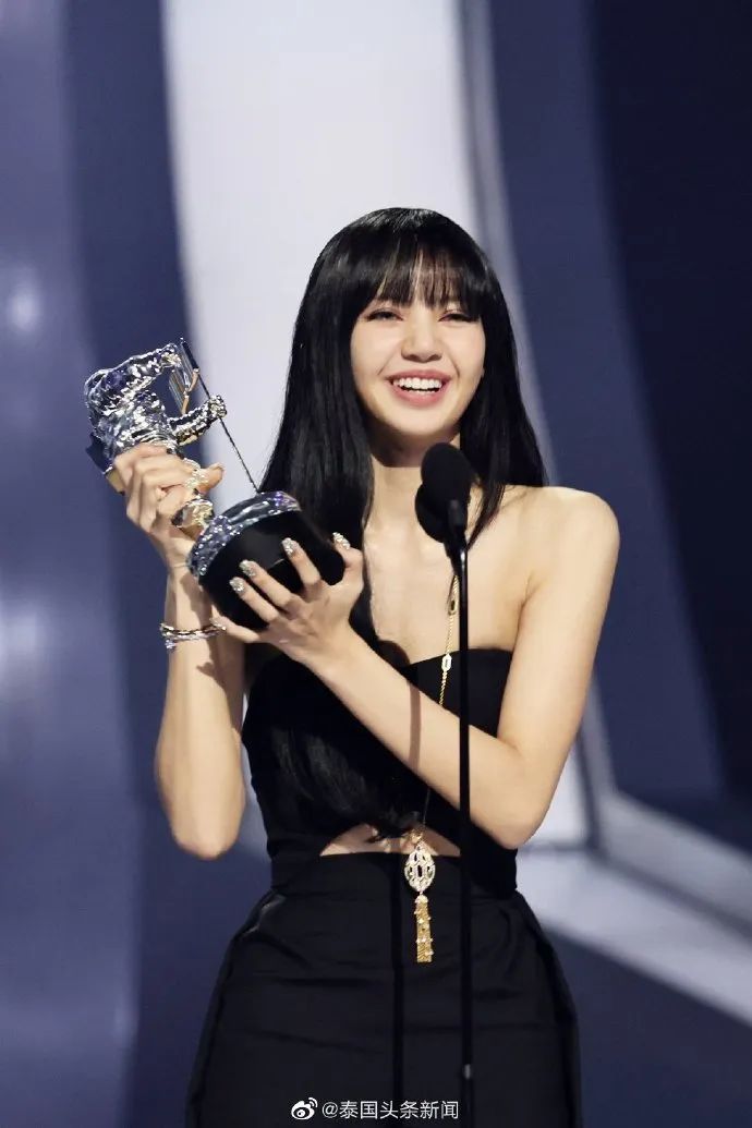 lisa获得vmas最佳k-pop歌手奖_中国大陆_新闻_华人头条