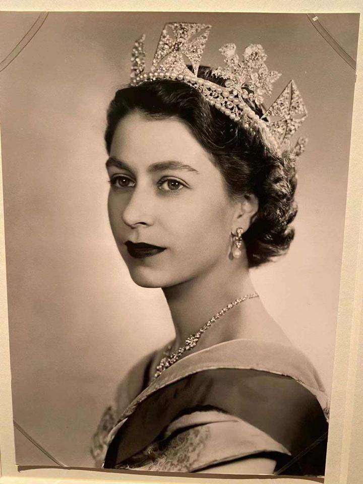 96图缅怀英女王伊丽莎白二世_中国香港_新闻_华人头条