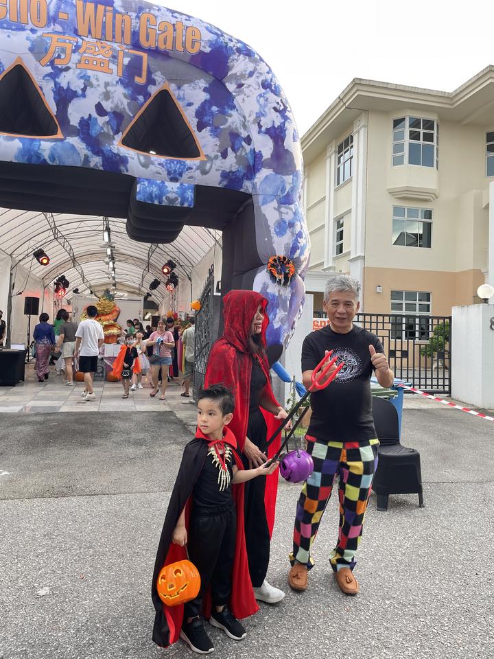 陈军荣:新加坡首次举办中西鬼节结合的艺术节 | 朵拉:艺术就是要创新