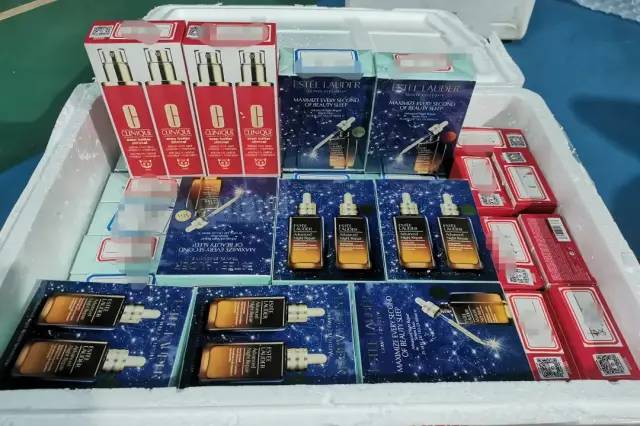 破获一起"套代购"走私案_蒙古_新闻_华人头条