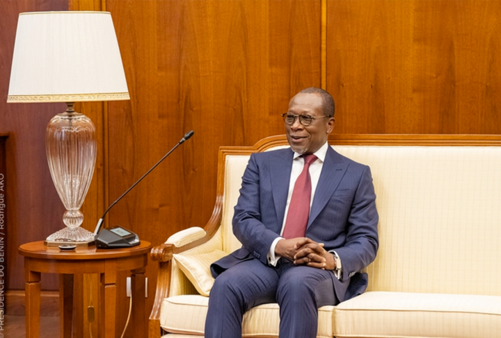 2023年1月4日,贝宁总统塔隆推动解决残疾人便利设施,残疾人就业等问题