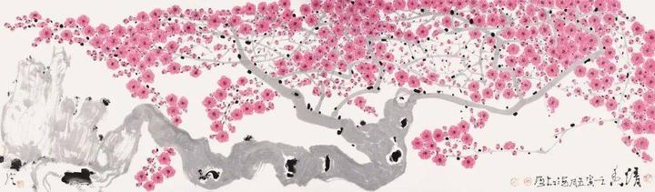 The photo shows painting and calligraphy works at Chen Jialing's solo exhibition themed on plum blossoms at Rongbaozhai in Beijing on February 18, 2023. /CMG