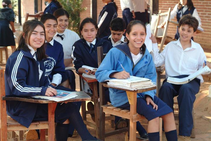 En Paraguay, 6 de cada 10 niños no terminan la secundaria