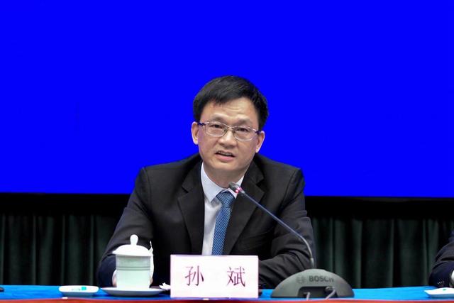 广东省商务厅副厅长孙斌介绍,《若干措施》聚焦企业核心关切,特别是