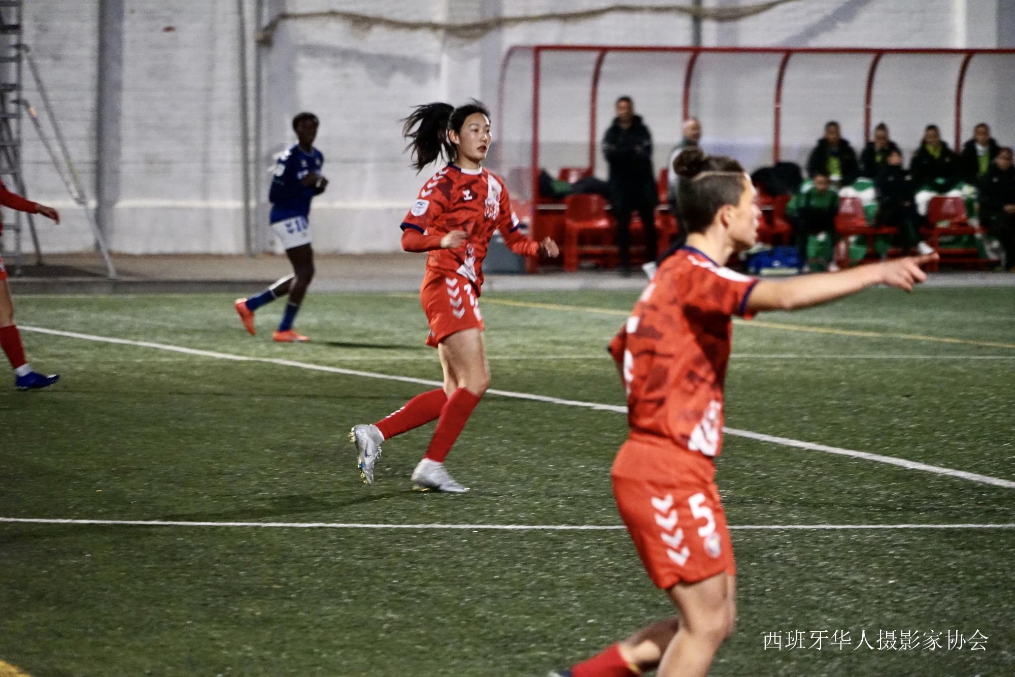 国足女将登陆西甲巴塞侨胞现场助威——“西班牙中华妇女联谊总会”特别组织侨胞观战