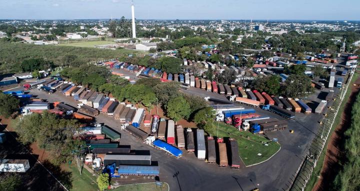 Porto Seco de Foz do Iguaçu tem volume histórico de cargas em outubro – H2FOZ