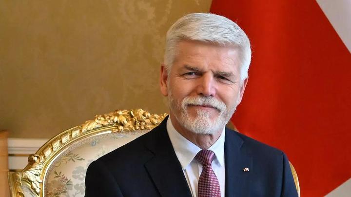 捷克总统帕维尔直言:乌克兰也许只有一次胜利的机会