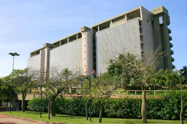 Ficheiro:Banco Central del Paraguay by Felipe Méndez.jpg – Wikipédia, a enciclopédia livre