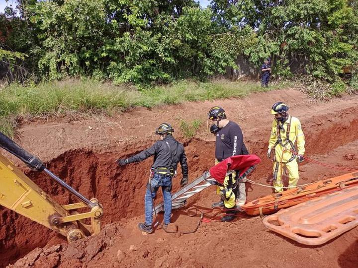 Confirman muerte de las tres víctimas del derrumbe en Luque