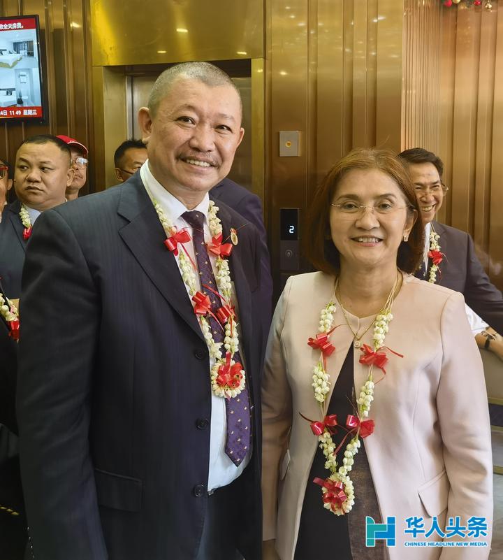 菲律宾福建总商会吴清泉会长应邀出席菲律宾广东大酒店开业剪彩活动