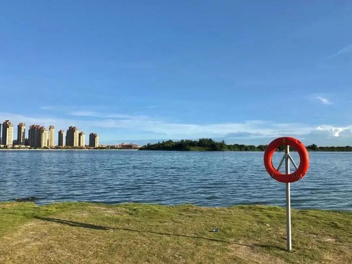 丨环东浪漫线近年来环东海域滨海旅游浪漫线已经变成厦门知名的网红打