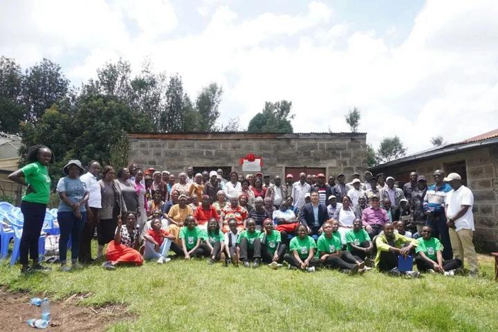2022年10月18日，肯尼亚首个中非农业发展与减贫示范村在纳库鲁郡马坦吉提萨村挂牌成立。