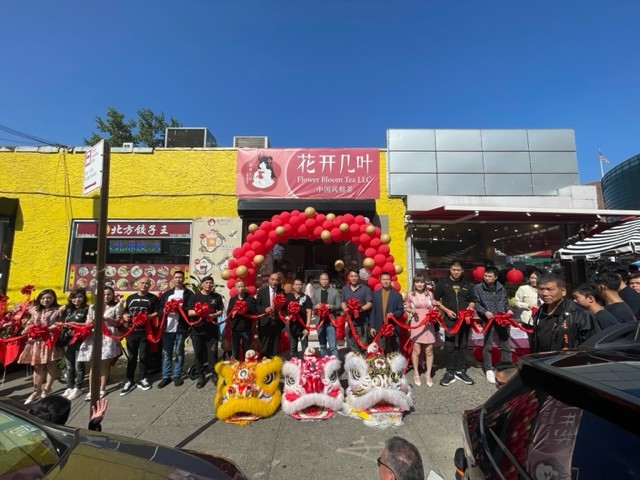 闽籍侨领参加法拉盛「花开几叶」中国风鲜茶店开业剪彩仪式 ... ... ..._图1-5