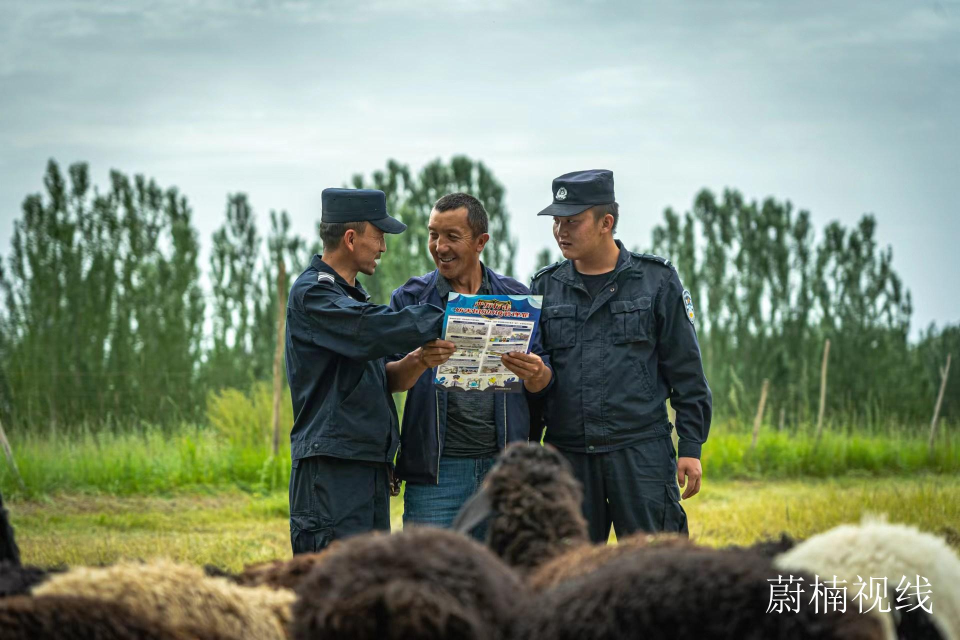 新疆克州膘尔托考依边境派出所开展打击妨害国（边）境犯罪普法宣传活动