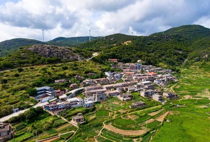 喜报!南岭镇吉岚村残墙花园微景观入选2023年度全省乡村“五个美丽”建设典型案例名单!_中国(特殊)_新闻_华人头条