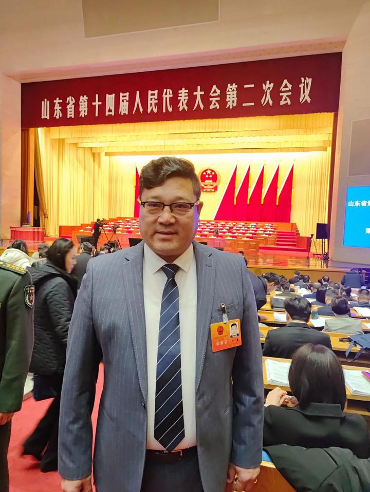 热烈祝贺丁勇会长应邀参加山东省第十四届人民代表大会第二次会议_Federal Republic of Nigeria_新闻_华人头条