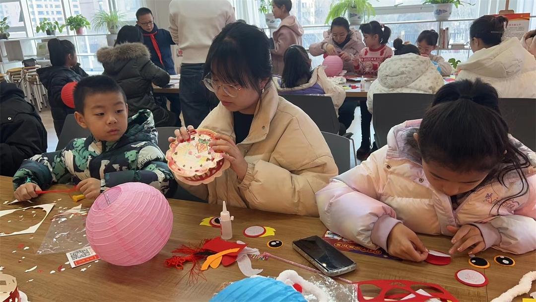 榆阳区航宇路街道松林路社区创新融合传统文化 打造“平安+幸福社区”