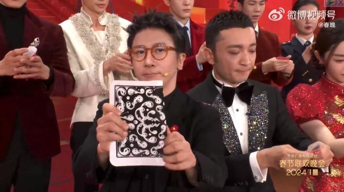 刘谦回应再登春晚：魔术就是要亲身体验_阿根廷_新闻_华人头条