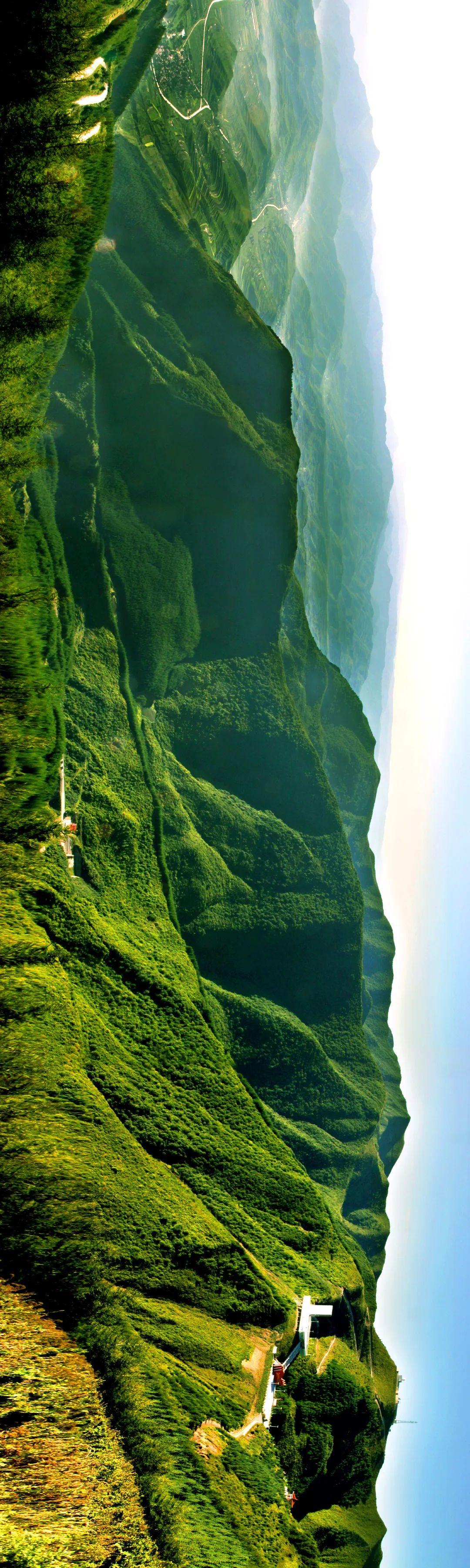 宁夏得益于一河两山之护佑地处西北却又胜似江南