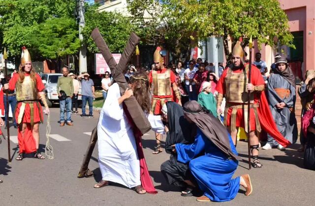 Religiosidad popular, arte y gastronomía ofrecen San Juan Bautista y San  Ignacio en Semana Santa - Viajes - ABC Color