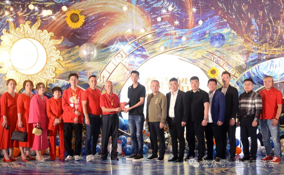 龚金超为令郎舞象之喜捐世青会菲律宾联会福利_全球_新闻_华人头条