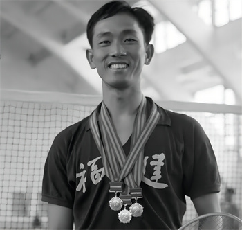 图4 王文教在第一届全运会羽毛球男子单打比赛上夺冠.jpg