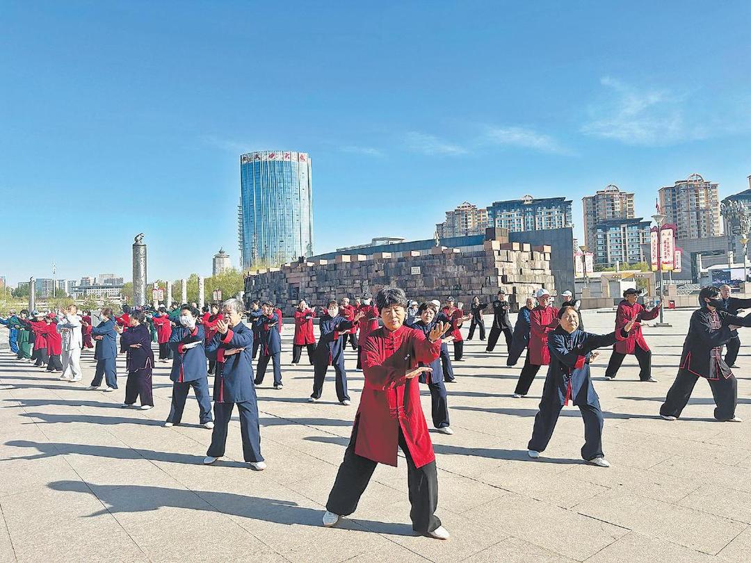 榆林：不负春日好时光　全民健身添活力