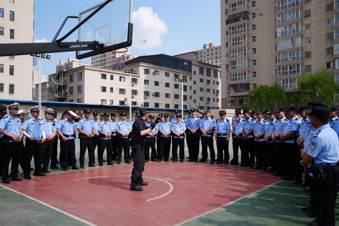 绥德县公安局开展警务实战技能培训