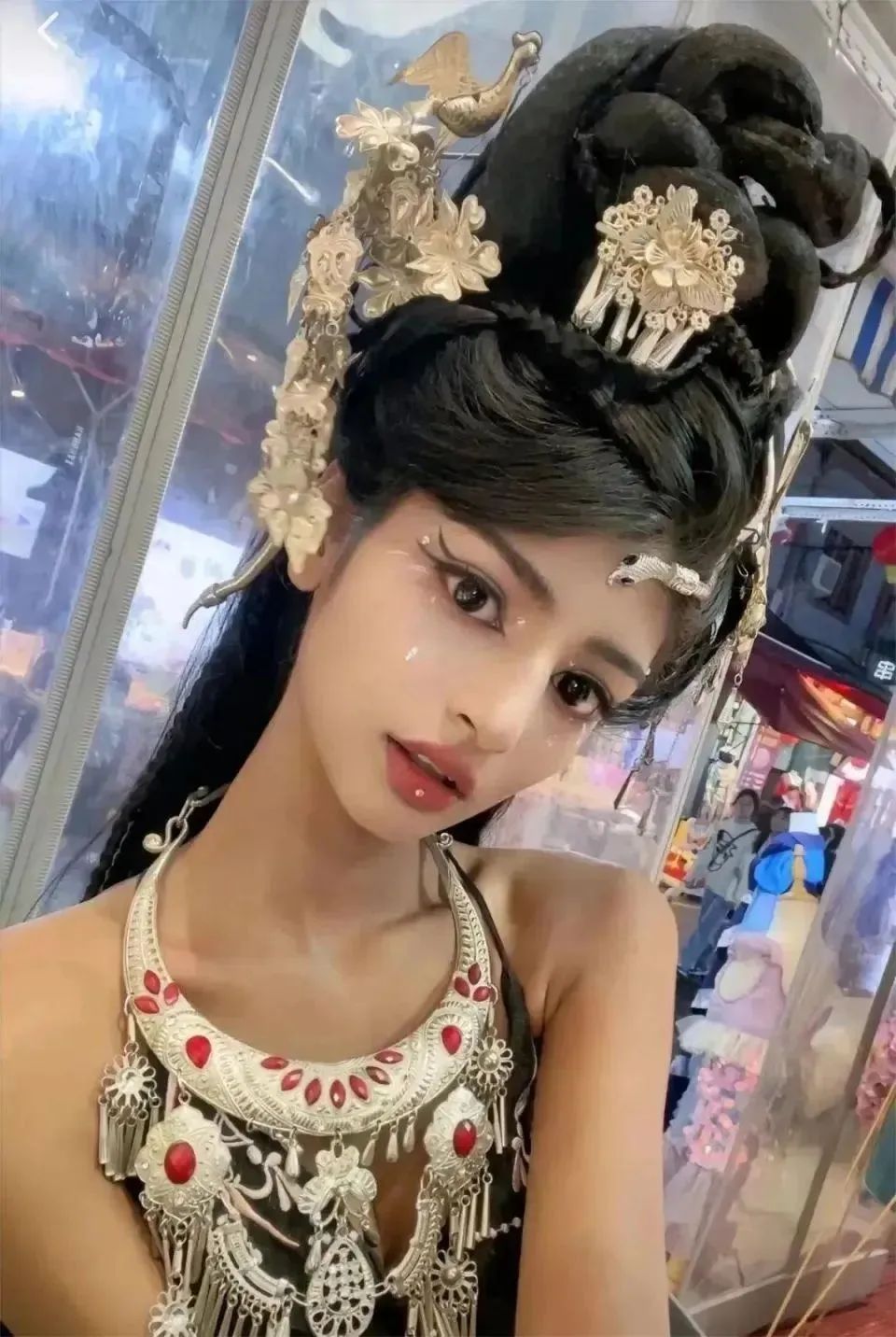 Let's welcome our new members: Ivy Choong, Chuankui Guo and Feng Liang  Bian! Thanks for joining the community., image size:960x1432