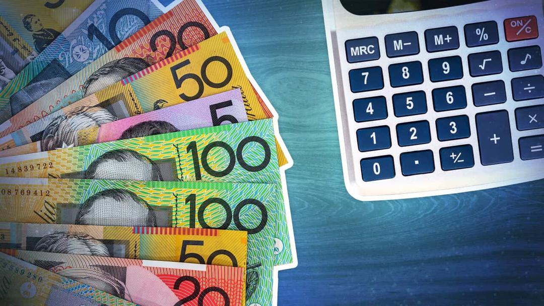 Graphic art of Australian bank notes and a calculator