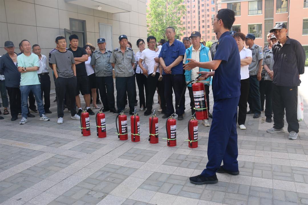 金沙路街道金榆社区开展夏季消防安全演练活动