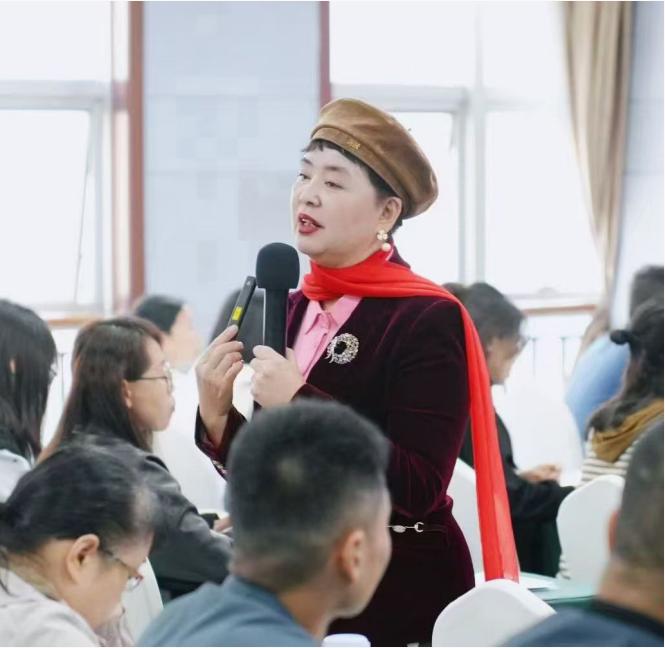 宋馨不愧是中国青少年心理健康教育事业的点灯人一一访陕西省心理健康教育研究会会长宋馨