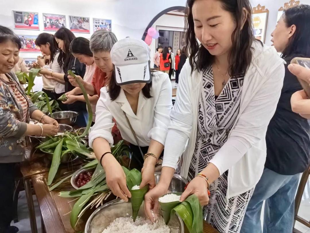 鼓楼街道普惠泉社区：共建共享聚党心 粽情粽意暖人心