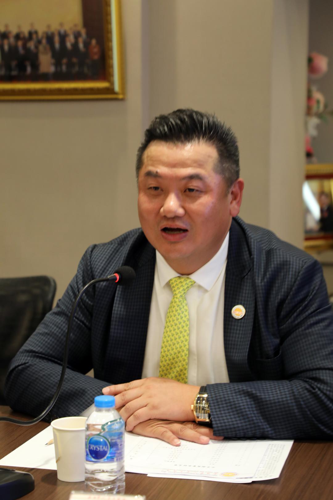 青商会李嘉淳会长欢迎接待北京潮商会陈才雄会长一行来访,双方进行亲切问候并举行交流座谈_全球_新闻_华人头条